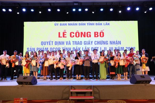 Các chủ thể được trao Chứng nhận sản phẩm OCOP